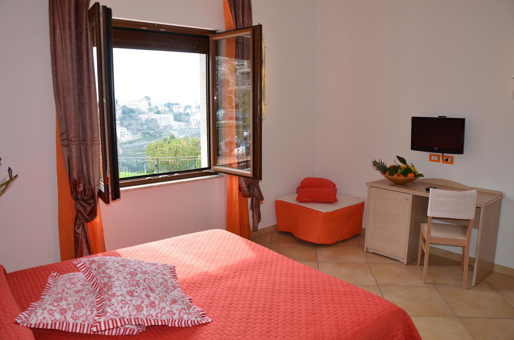 Pinguino B&B Scala Camera foto