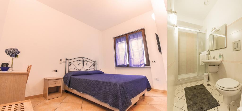 Pinguino B&B Scala Esterno foto